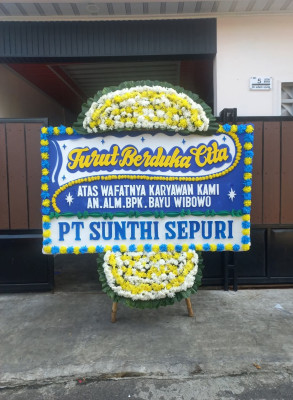 Papan Bunga Duka di Sesnuk