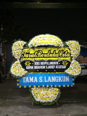 Papan Bunga Duka di Sesnuk